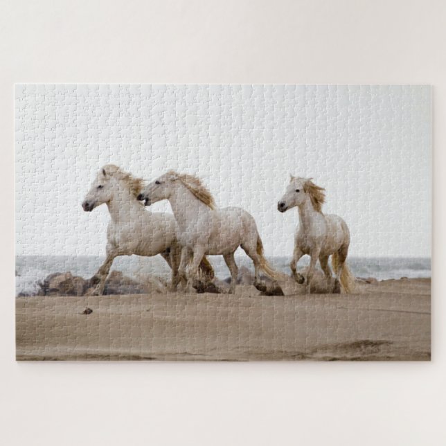 Puzzle Camargue Horses courir sur la plage (Horizontal)