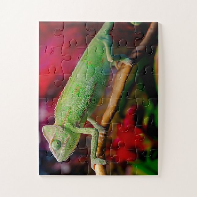 Puzzle Caméléon vert sur la branche (Vertical)
