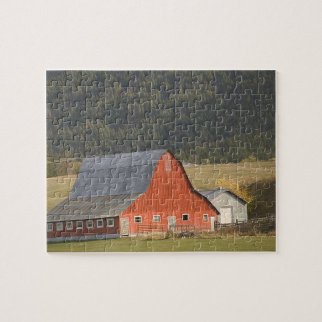 Puzzle CANADA, Colombie-Britannique, Enderby. Grange roug (Horizontal)