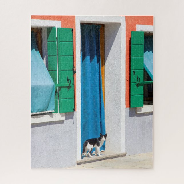 Puzzle Chat dans l'encadrement de la porte à Burano, Ital (Vertical)