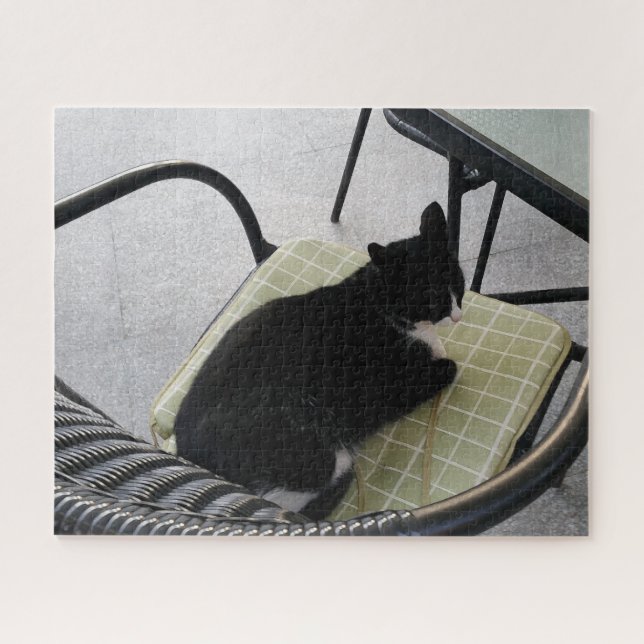 Puzzle Chat noir sur une terrasse (Horizontal)
