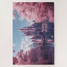 Château de conte de fées avec des fleurs de cerisi