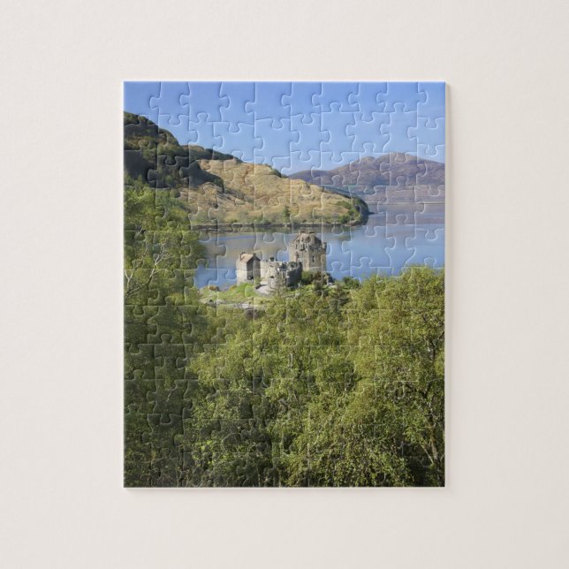 Puzzle Château d'Eilean Donan, Écosse. Le célèbre Eilean (Vertical)