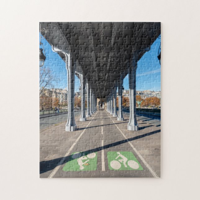 Puzzle Chemin cyclable sur le pont Bir-Hakeim - Paris, Fr (Vertical)