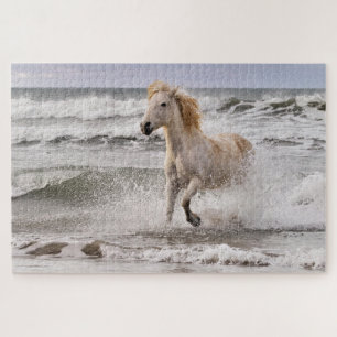 Puzzle Cheval Camargue sortant de la vague
