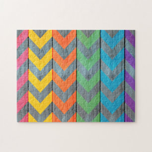Puzzle Chevron Motif On Wood Texture par Shirley Taylor