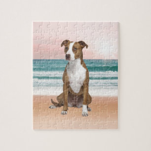 Puzzle Chien Pitbull mignon assis sur la plage avec couch