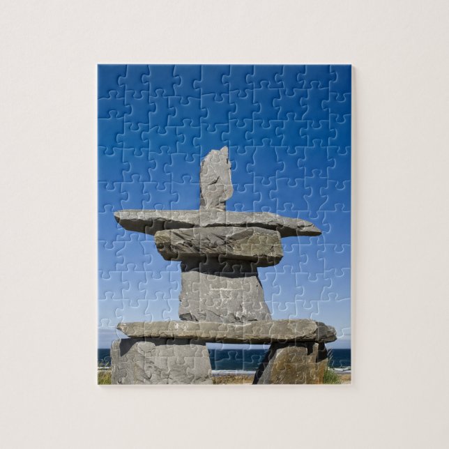 Puzzle Churchill, Manitoba. Inukshuk (Vertical)