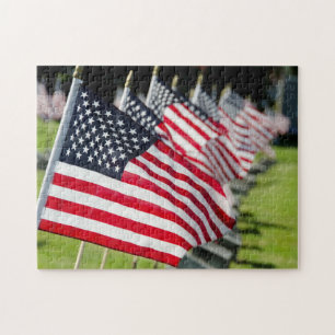 Puzzle Cimetière militaire historique avec drapeaux améri