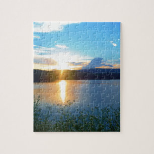 Puzzle Coucher de soleil bleu sur le lac