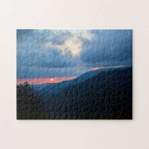 Puzzle Coucher de soleil dans les montagnes fumées - 11x1