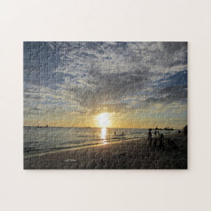 Puzzle coucher de soleil sur la plage blanche