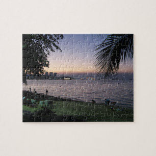 Puzzle Coucher du soleil… Chonburi, Thaïlande de plage