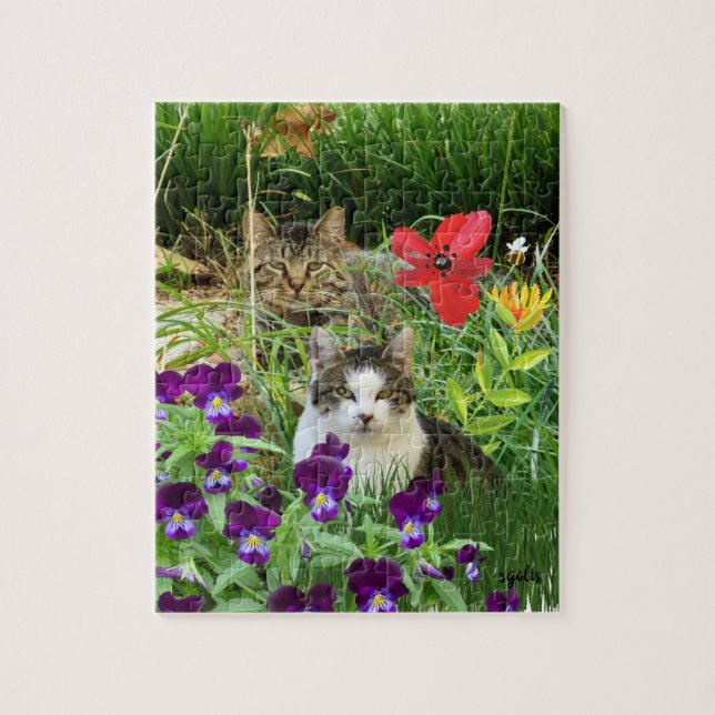 Puzzle Cute Cats in Garden (Vertical)