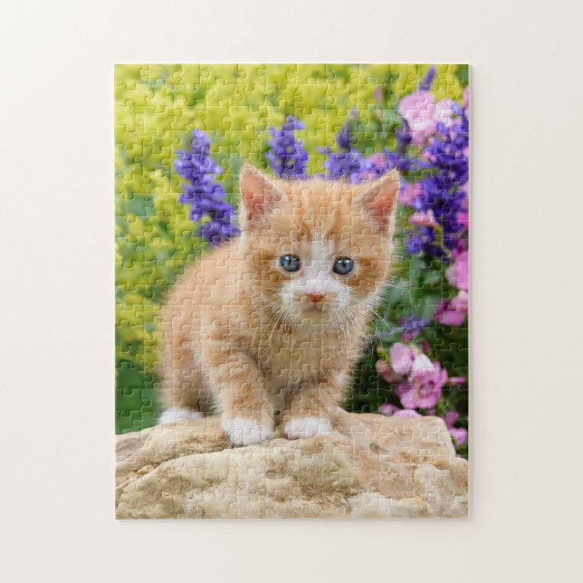 Puzzle Cute Ginger Chat Kitten dans Jardin Fleuri _ (Vertical)