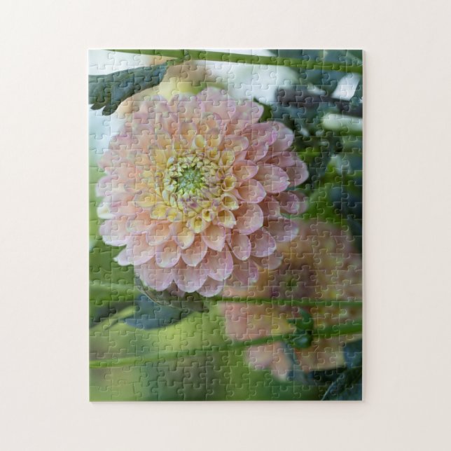 Puzzle Dahlia Blossom (Vertical)