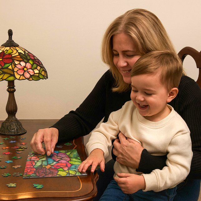 Puzzle de verre florale teinté (Create cozy moments with this stained glass floral puzzle an engaging, heartfelt gift for all ages.)