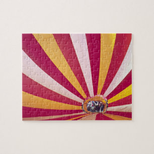 Puzzle Des gens remplissent une montgolfière, Fort Colli