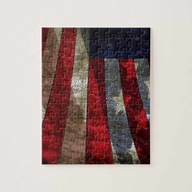 Puzzle Distress American Flag Design avec soumission JFK (Vertical)