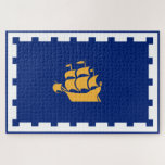 Puzzle Drapeau de Québec (Québec, Canada)<br><div class="desc">Ce dessin est orné du drapeau de la ville de Québec (Ville de Québec), capitale de la province canadienne de Québec. Québec est la deuxième ville de la province après Montréal. La ville est située à côté du fleuve Saint-Laurent, et elle est bien connue pour ses foires d'hiver et ses...</div>
