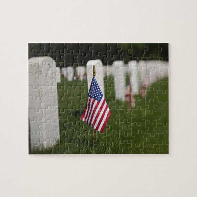 Puzzle Drapeaux américains sur les tombes de vétérans amé (Horizontal)