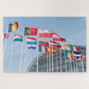 Puzzle Drapeaux des nations européennes flottant à l'exté