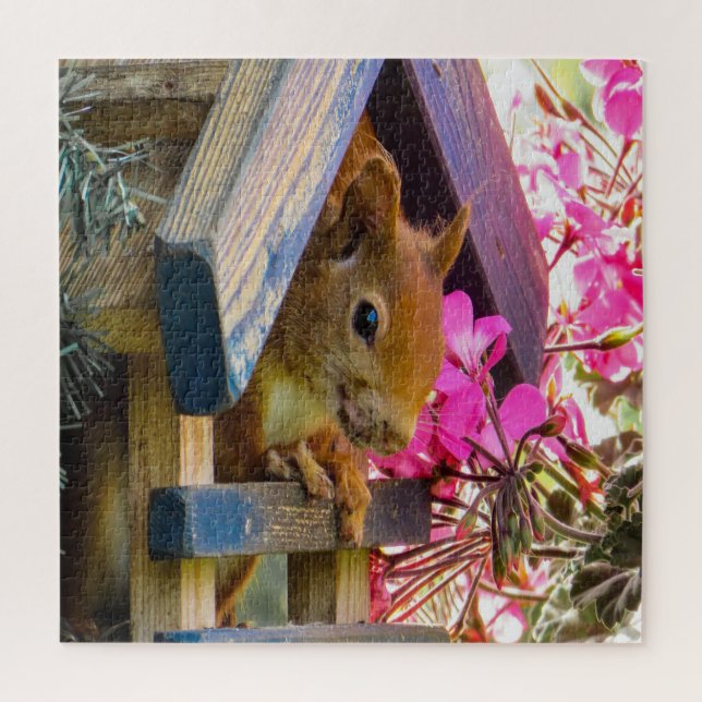 Puzzle Écureuil dans une maison d'oiseau (Vertical)