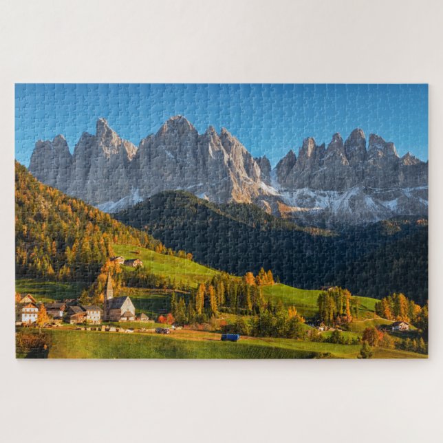 Puzzle Eglise et village avec paysage de montagnes (Horizontal)