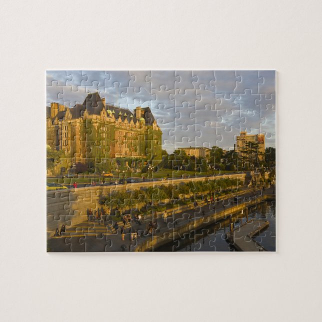 Puzzle Empress Hotel and Inner Harbour (Horizontal)