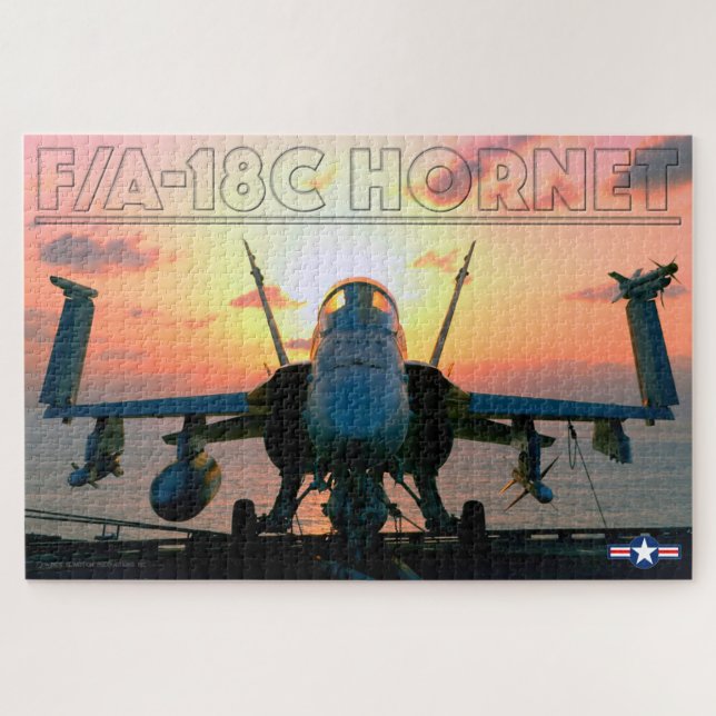 Puzzle ENSOLEILLÉ F/A-18C HORNET (20 x 30 POUCES) (Horizontal)