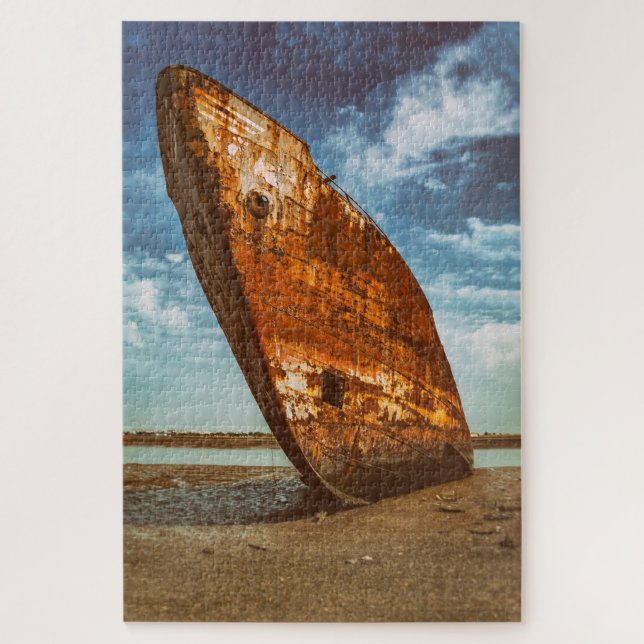 Puzzle Épave rouillée échouée ou échouée sur une plage (Vertical)