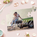 Puzzle Épouse-moi ? Script de brosse tendance et photo pe<br><div class="desc">Pop la question,  avec notre plaisir et tendance,  épousez-moi? photo personnalisée puzzle puzzle. Notre design comprend un design photo complet pour afficher votre propre photo spéciale. "marie-moi ?" est conçu dans un design typographique à la mode en forme de pinceau blanc affiché sur la photo.</div>