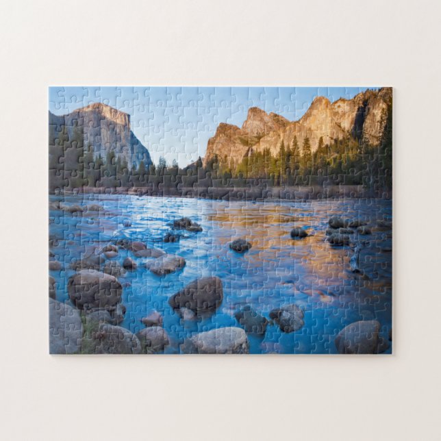 Puzzle États-Unis, Californie. Réflexions rocheuses dans  (Horizontal)