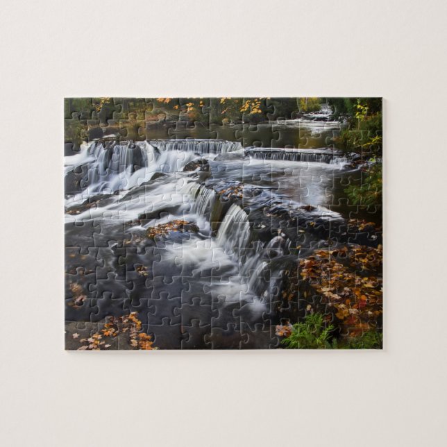 Puzzle États-Unis, Michigan, Upper Peninsula. Bond Falls  (Horizontal)