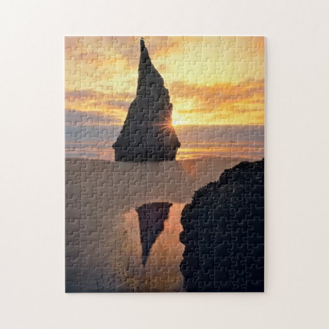 Puzzle États-Unis, Oregon. Formation rocheuse au coucher  (Vertical)