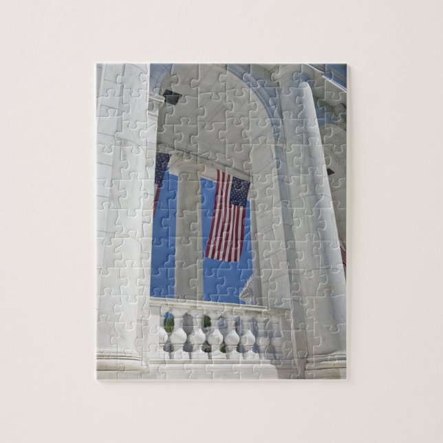 Puzzle États-Unis, Virginie, Arlington. Des drapeaux amér (Vertical)
