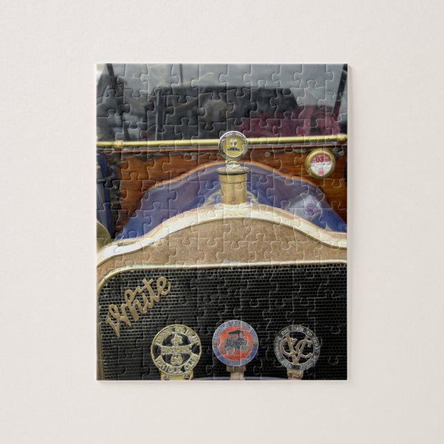 Puzzle Europe, Irlande, Dublin. Auto ancienne, Blanche 2 (Vertical)