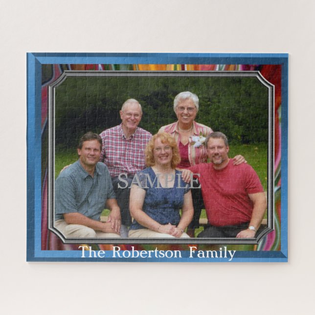 Puzzle Family photo and personalize with Name (Horizontal)