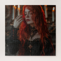 Femme gothique aux cheveux roux