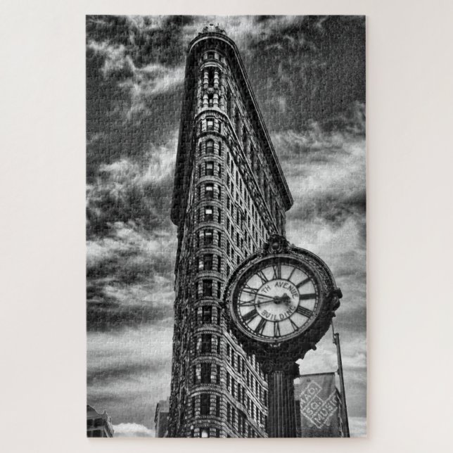 Puzzle Flatiron Building et horloge en noir et blanc (Vertical)