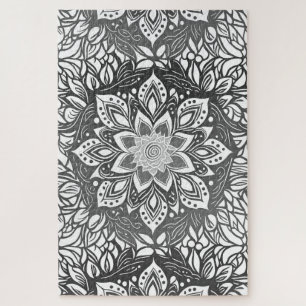 Puzzle Fleur Mandala en noir et blanc