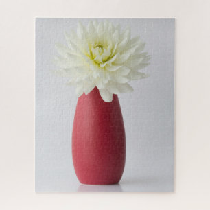 Puzzle Fleurs   Dahlia blanche dans le vase rouge