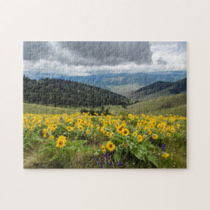 Puzzle Fleurs sauvages printanières dans les collines