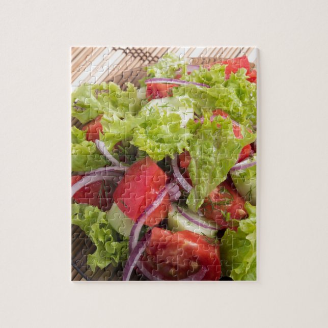 Puzzle Fragment de salade végétarienne des légumes frais (Vertical)