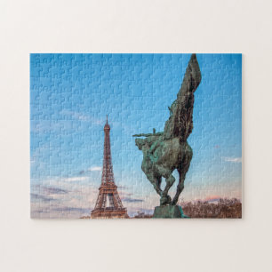 Puzzle France Reborn Statue on Pont de Bir-Hakeim - Paris