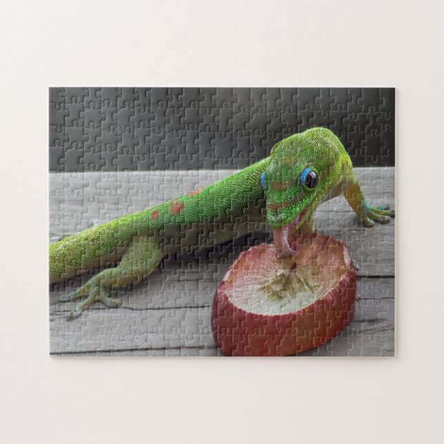 Puzzle Gecko mangeant des raisins (Horizontal)