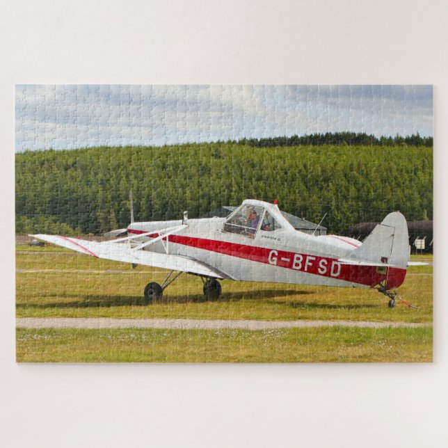 Puzzle Glider tug tow plane, Scotland (Horizontal)