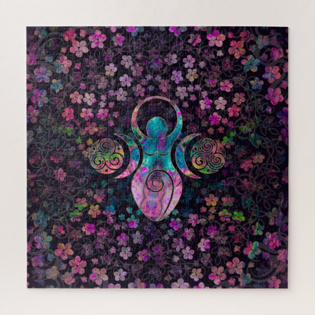 Puzzle Goddess Triple moon with triskele (Vertical)
