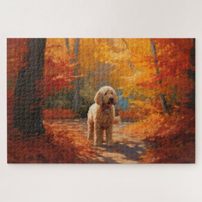 Puzzle Goldendoodle dans les feuilles d'automne qui tombe (Horizontal)