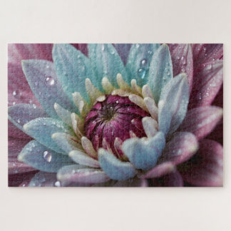Puzzle Gouttelettes d'eau sur fleur de dahlia